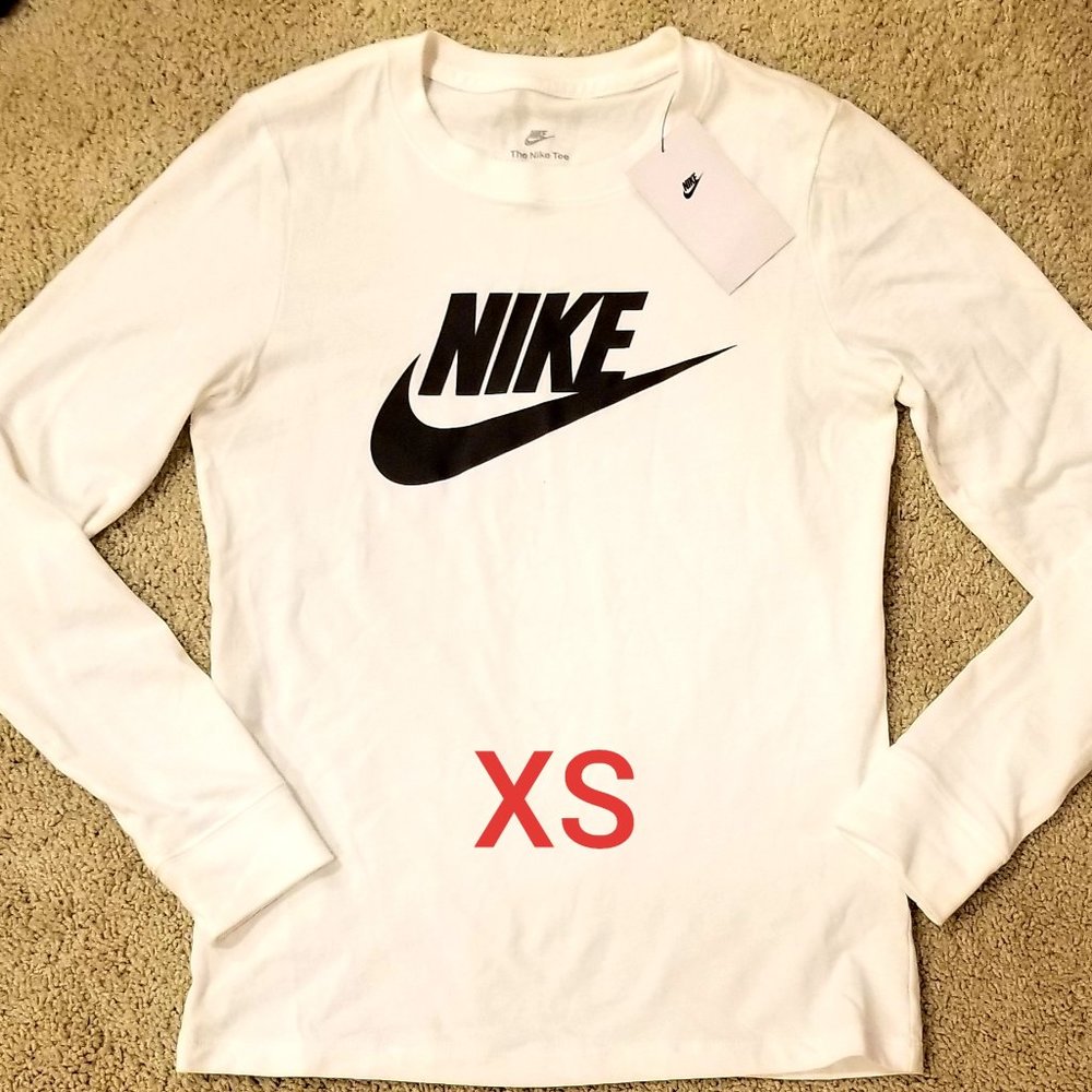 Women's Nike long sleeve